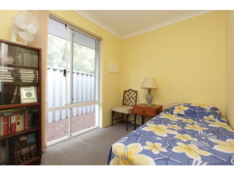 26 Third St, Bicton WA 6157