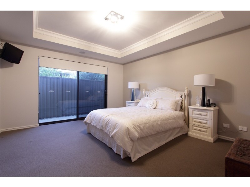 15A Roberts Rd, Attadale WA 6156