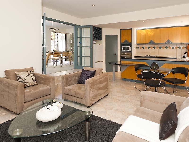 4/16 Kintail Rd, Applecross WA 6153