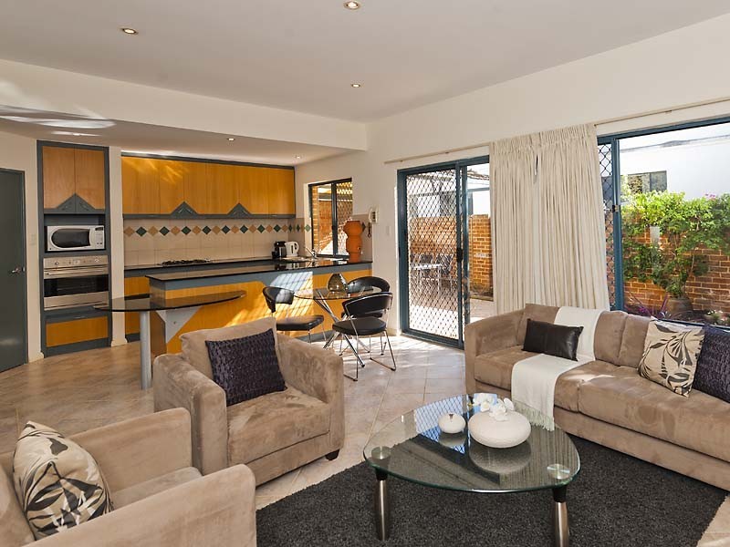 4/16 Kintail Rd, Applecross WA 6153
