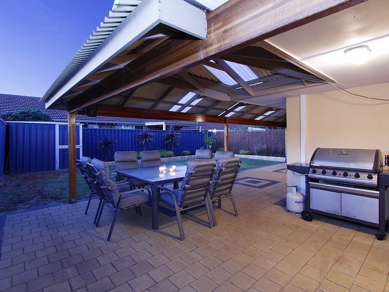 422a Marmion St, Myaree WA 6154