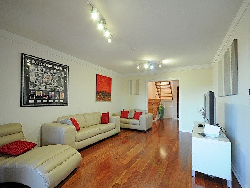 27 Polglass Way, Ardross WA 6153