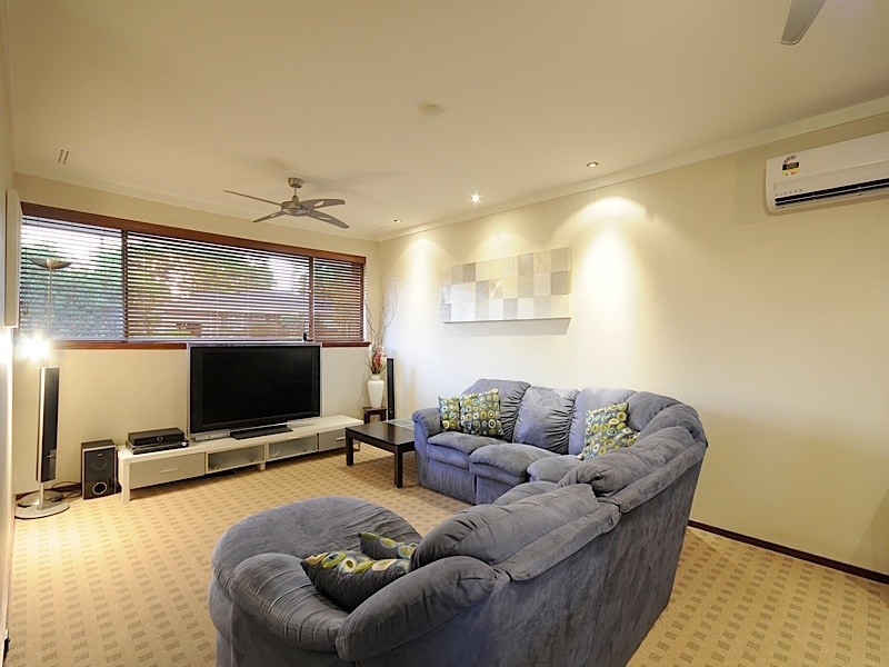 27 Polglass Way, Ardross WA 6153