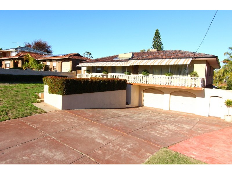 48 Pembury Road, Thornlie WA 6108