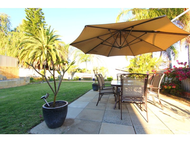 48 Pembury Road, Thornlie WA 6108