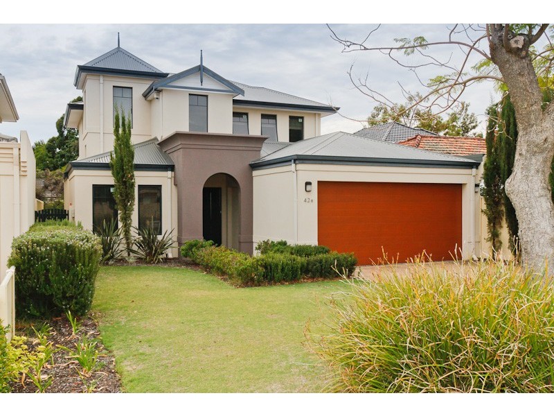 42A Macrae Road, Applecross WA 6153