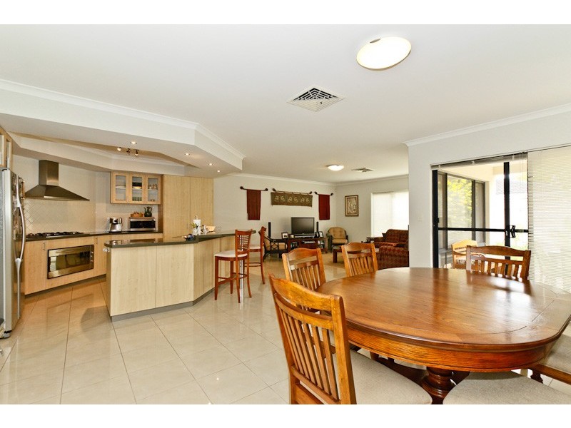 42A Macrae Road, Applecross WA 6153