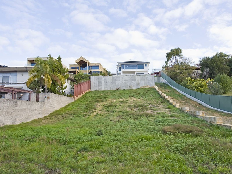 46B Burke Drive, Attadale WA 6156