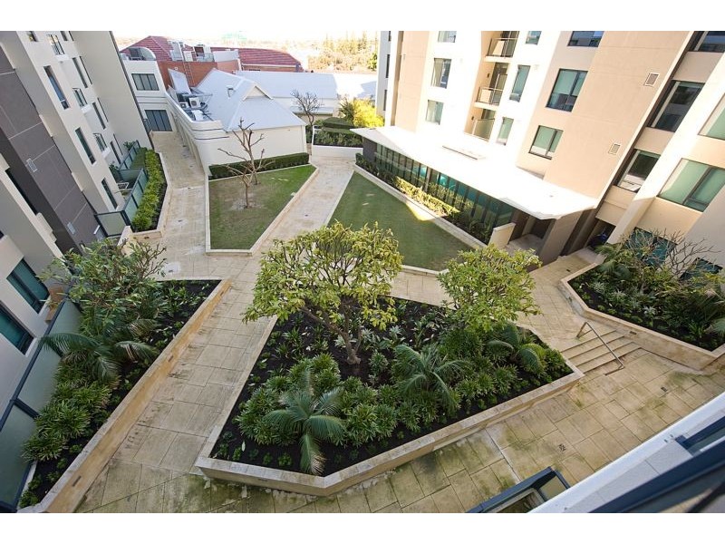 NG06/70 Canning Highway, Applecross WA 6153