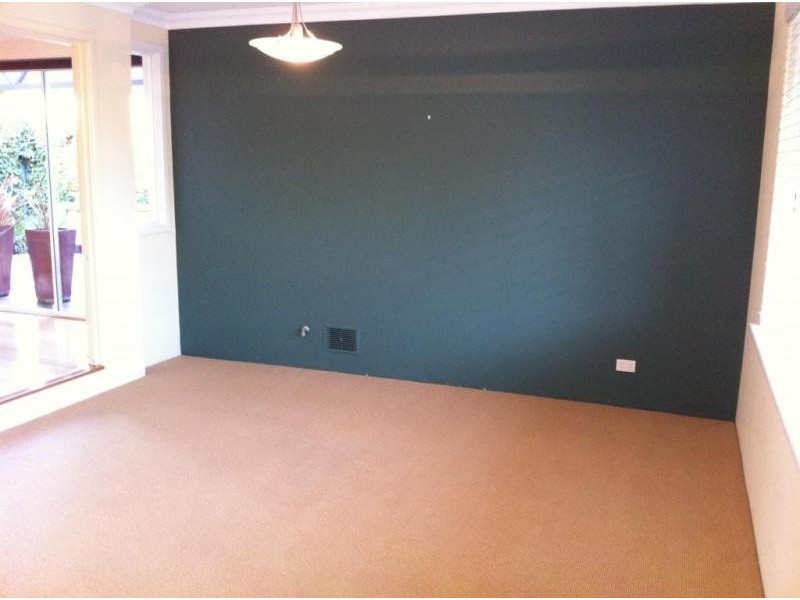 16 Shirley Road, Mount Pleasant WA 6153