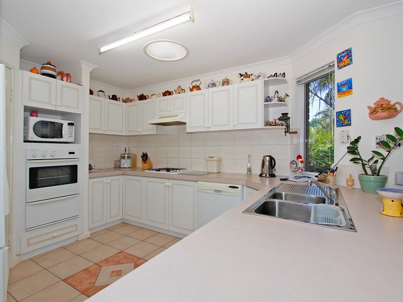 163A Kitchener Rd, Alfred Cove WA 6154