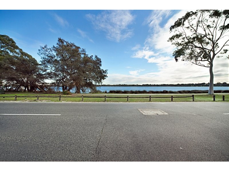 323 Riverton Drive N, Shelley WA 6148