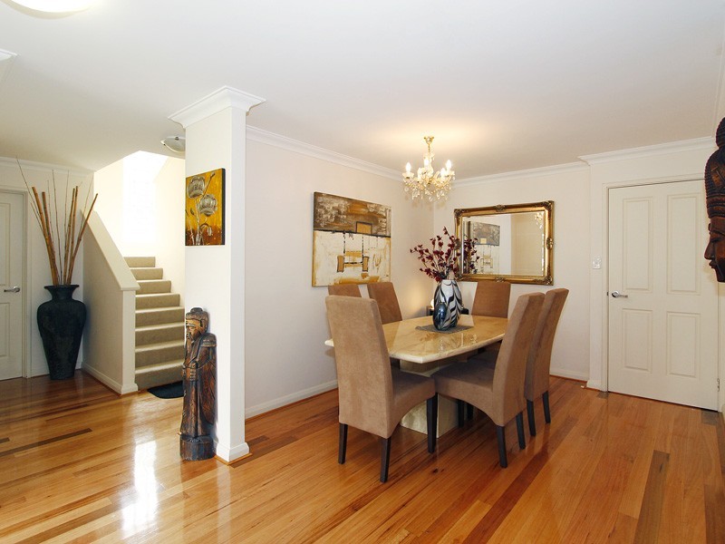 11 Park Road, Mount Pleasant WA 6153