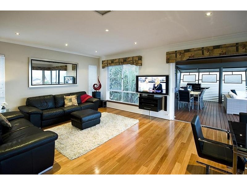 12A Hawkins St, Mount Pleasant WA 6153