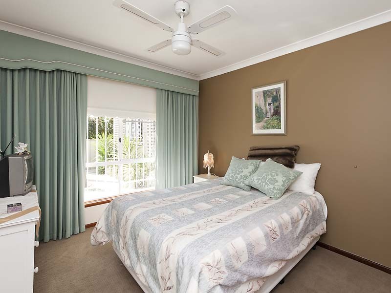 12A Hawkins St, Mount Pleasant WA 6153