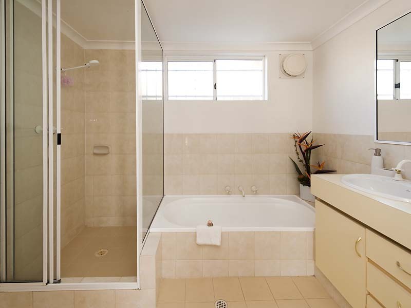 12A Hawkins St, Mount Pleasant WA 6153