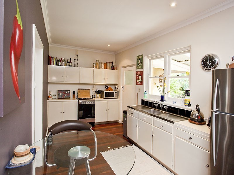 124 Leach Hwy, Melville WA 6156