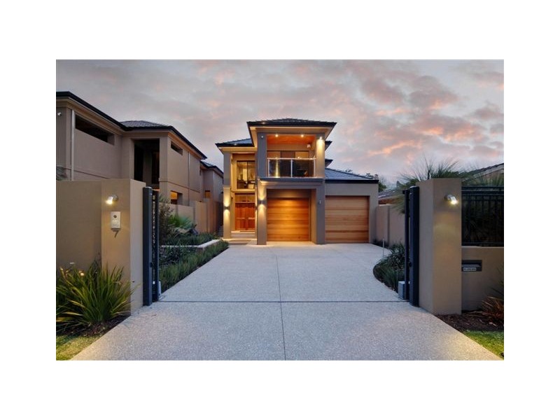7 Fourth Ave, Applecross WA 6153