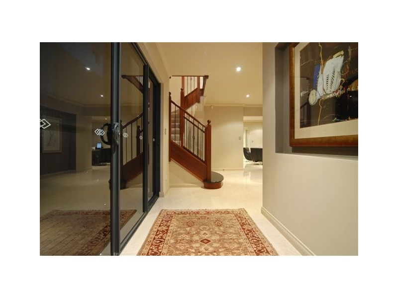 7 Fourth Ave, Applecross WA 6153
