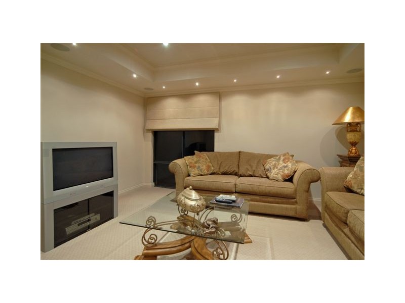 7 Fourth Ave, Applecross WA 6153
