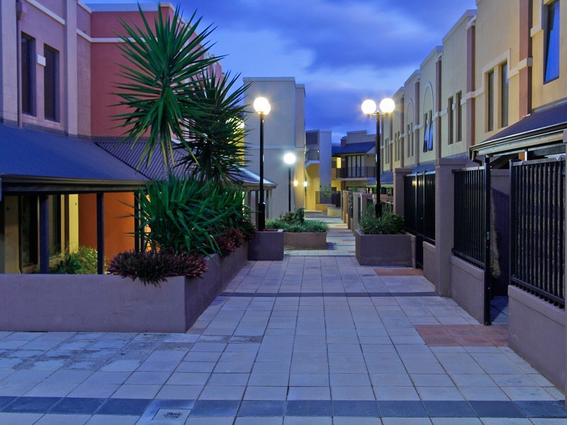 90/1 Station St, Subiaco WA 6008