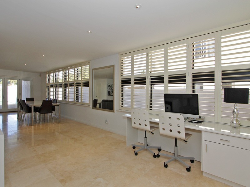 25B Dunkley Ave, Applecross WA 6153