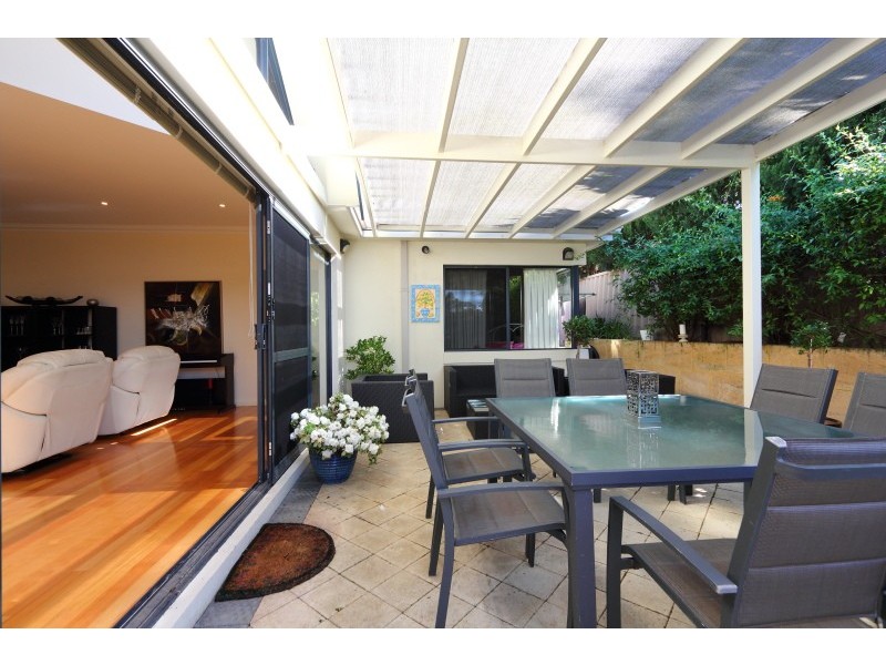 6B Mitchell St, Ardross WA 6153