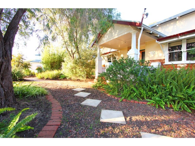 20 Weld Rd, Palmyra WA 6157