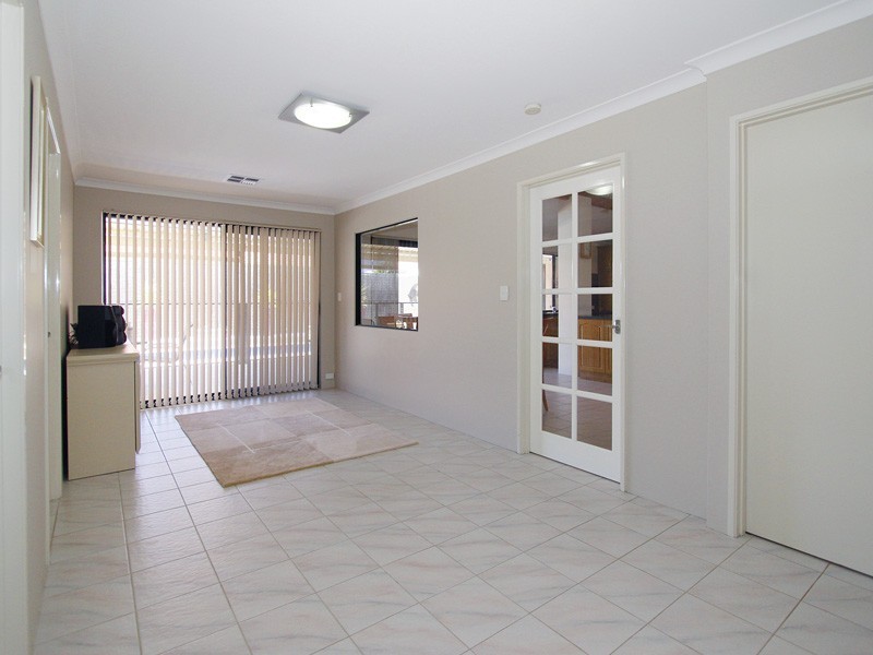 3 Petal Court, Munster WA 6166