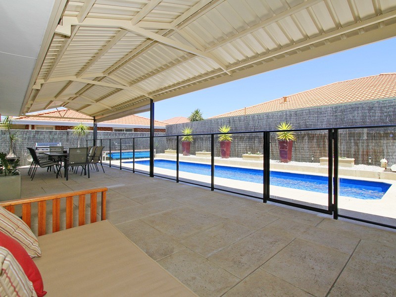 3 Petal Court, Munster WA 6166