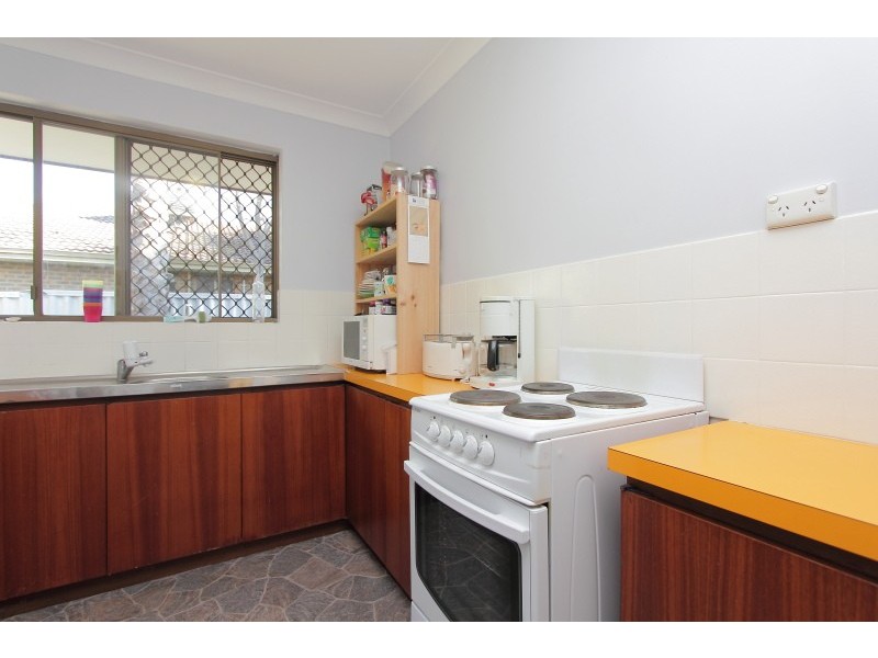 6/96 Tribute St East, Shelley WA 6148