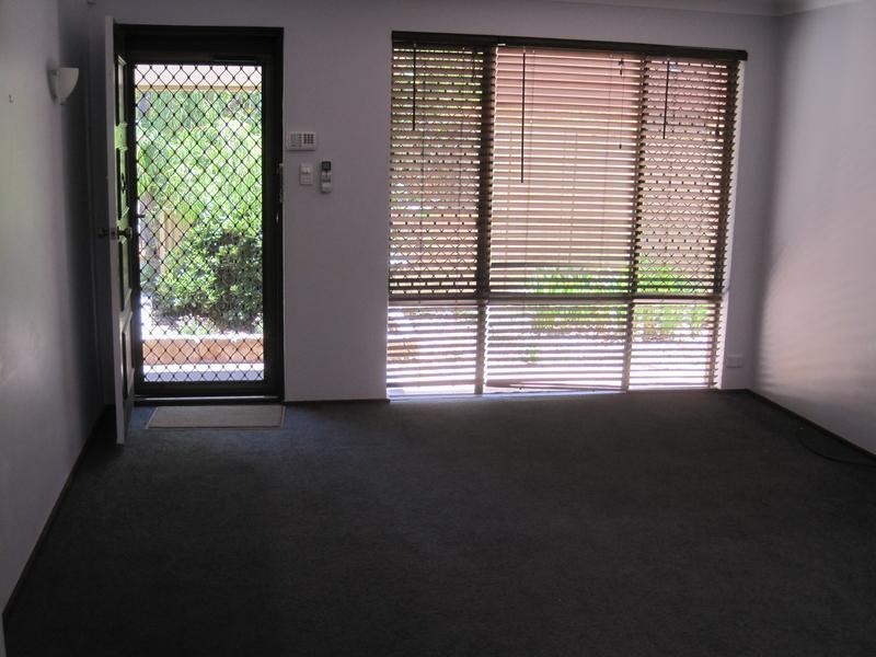 6/96 Tribute St East, Shelley WA 6148