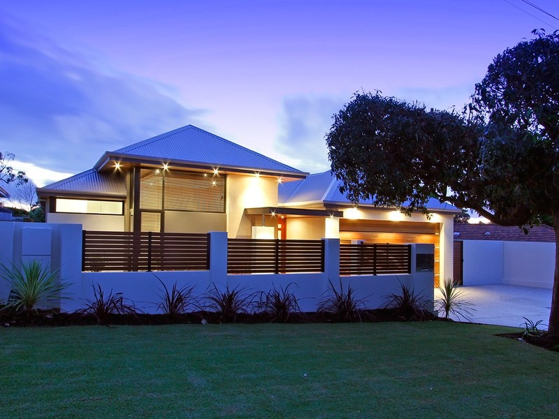 11 Hornsby St, Melville WA 6156