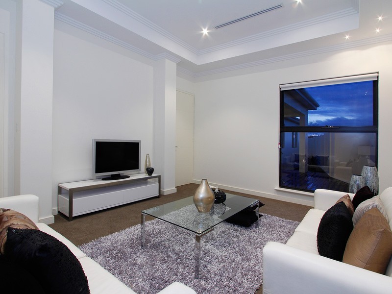 11 Hornsby St, Melville WA 6156