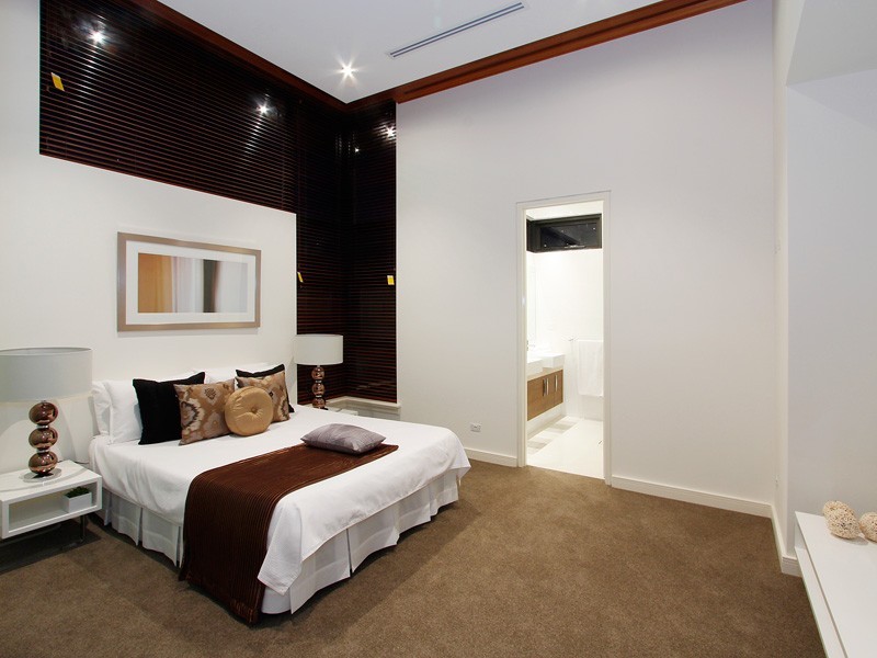 11 Hornsby St, Melville WA 6156