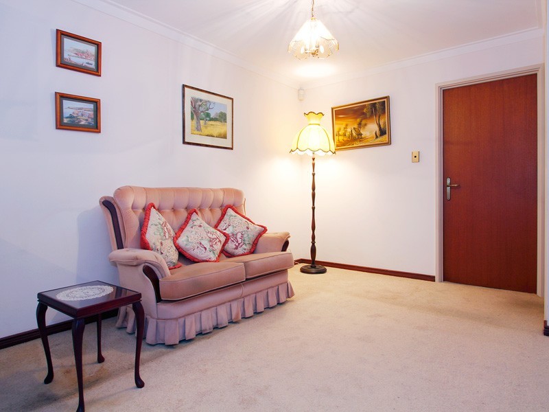 4/240 Burke Dr, Attadale WA 6156