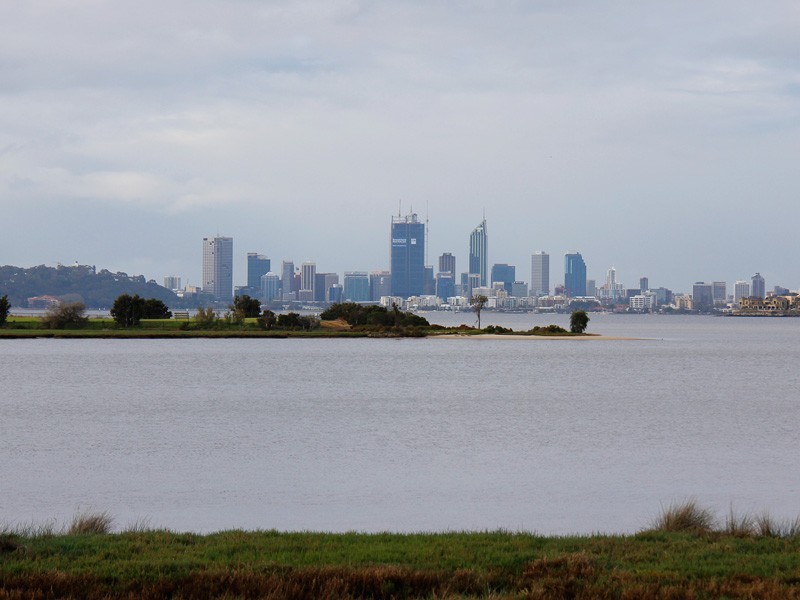 4/240 Burke Dr, Attadale WA 6156