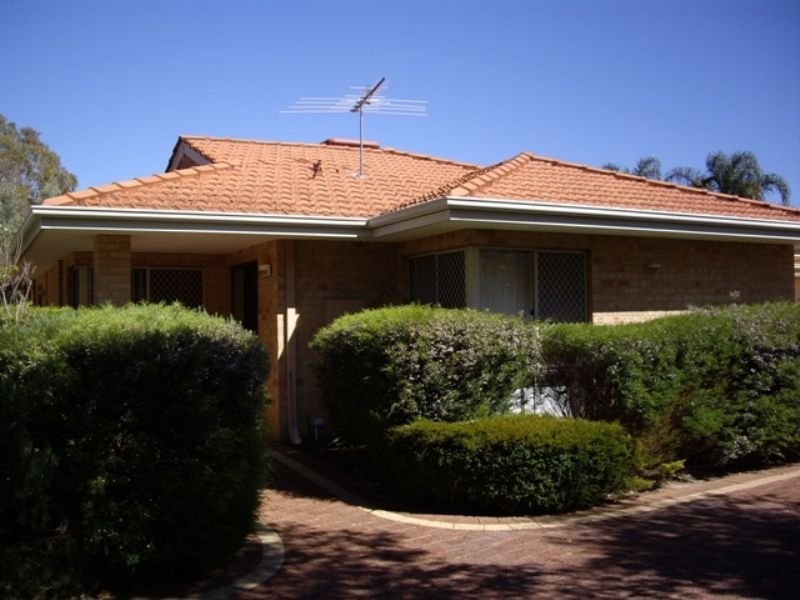 38 A & B Coomoora Rd, Ardross WA 6153