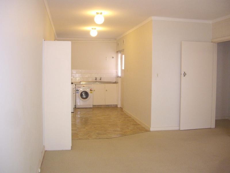 2/14 Ogilvie Road, Mount Pleasant WA 6153