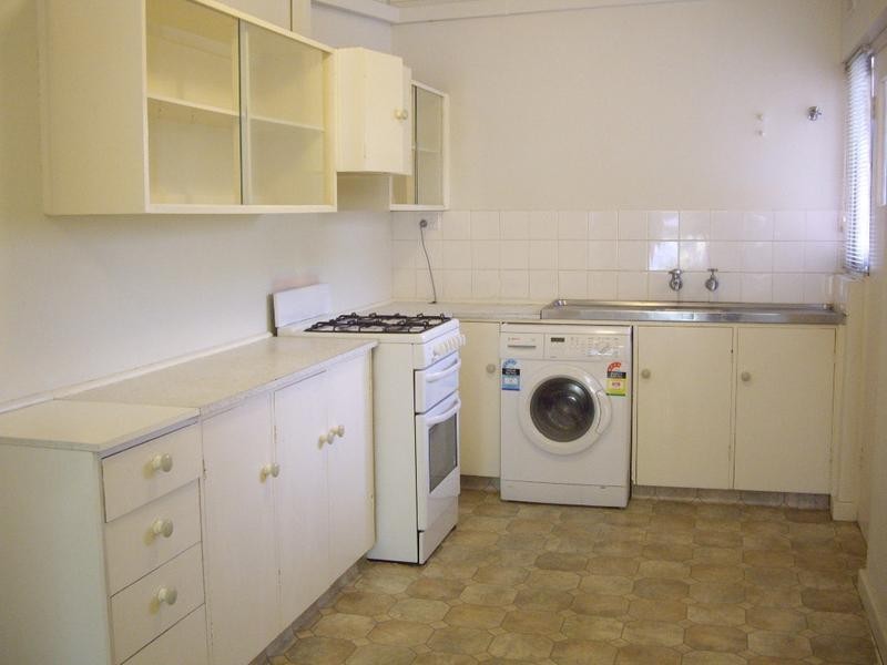 2/14 Ogilvie Road, Mount Pleasant WA 6153