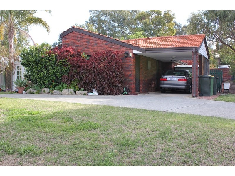 13A Bristol Ave, Bicton WA 6157