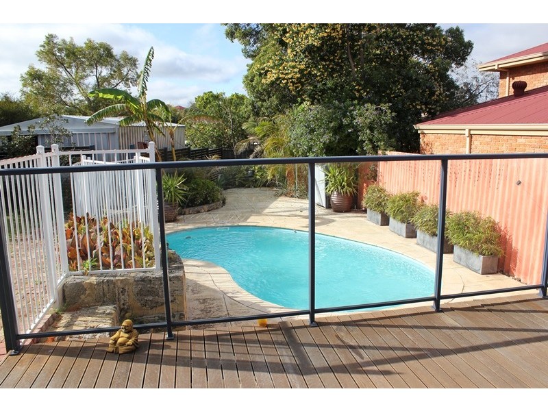 29A Coleman Cr, Melville WA 6156