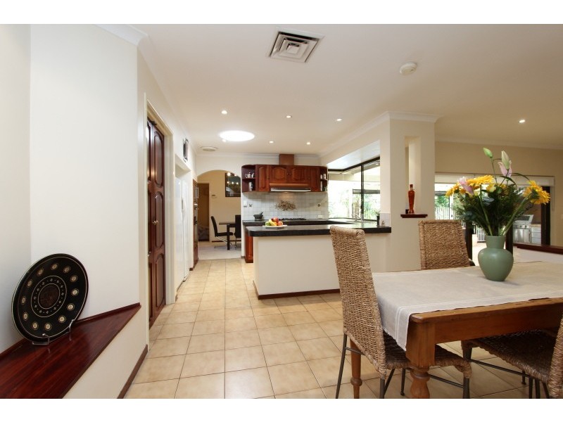 4 Pollard Pl, Booragoon WA 6154