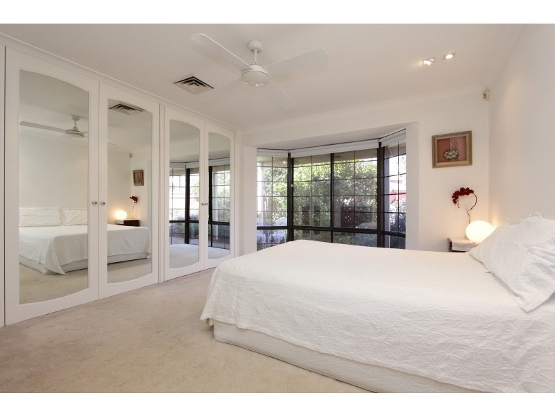 4 Pollard Pl, Booragoon WA 6154