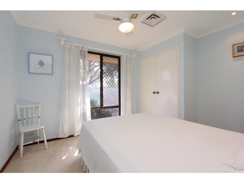 4 Pollard Pl, Booragoon WA 6154