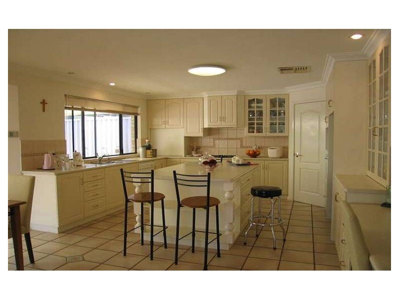 36 Mountview Tce, Mount Pleasant WA 6153