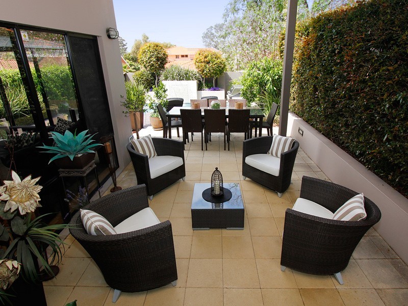 14 Searle Rd, Ardross WA 6153