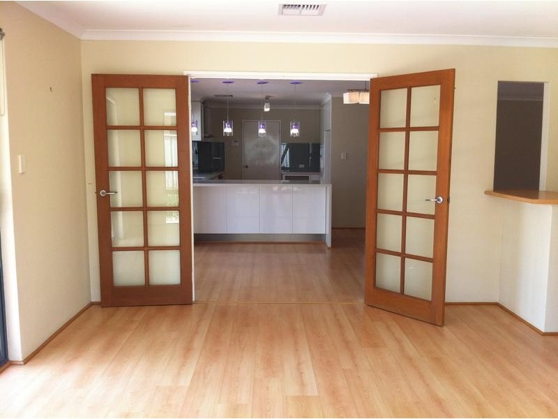 11 Lafayette Blvd, Bibra Lake WA 6163