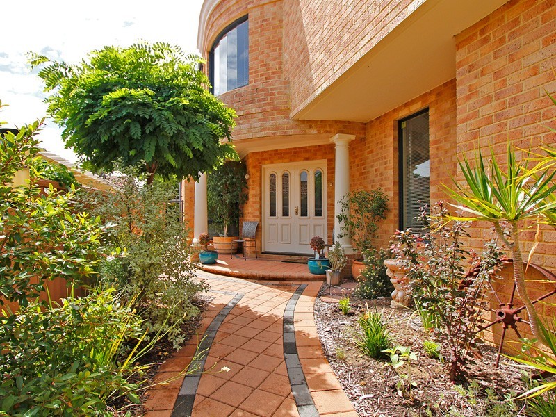 172 Ardross St, Mount Pleasant WA 6153