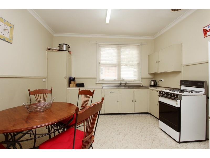 7 Stainer St, Willagee WA 6156